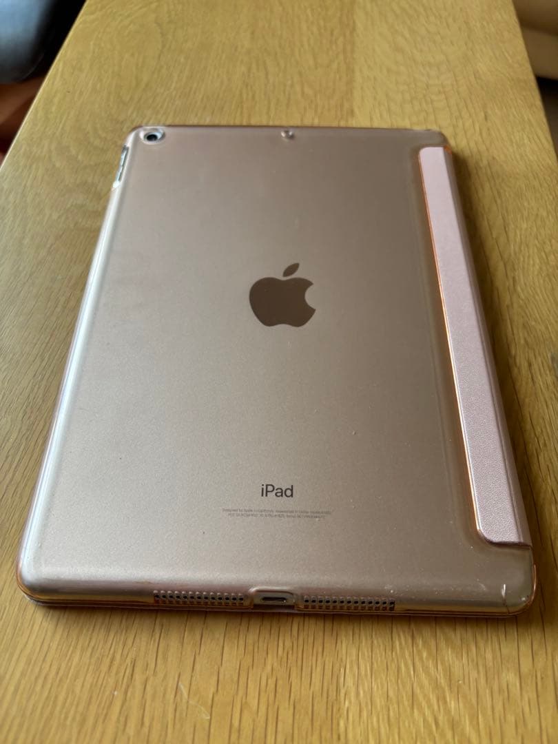 iPad 第5世代 32GB Wi-Fi シルバー 9.7インチ 動作確認済み