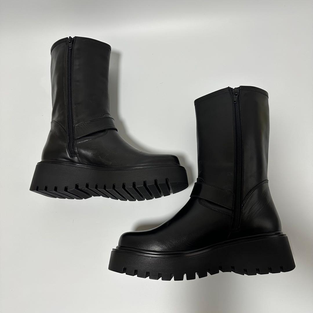 【美品】CORSO ROMA,9 ラウンドトウ厚底エンジニアブーツ24cm