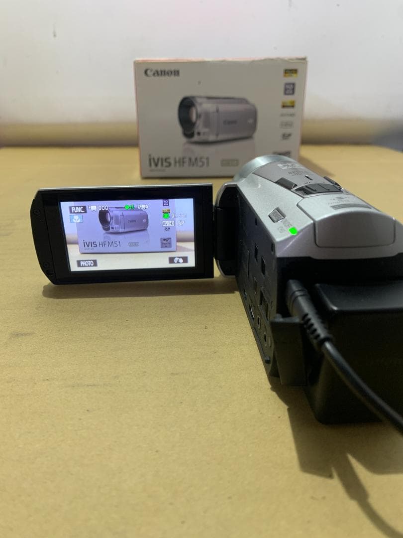 Canon iVIS HF M51 シルバー　デジタルビデオカメラ
