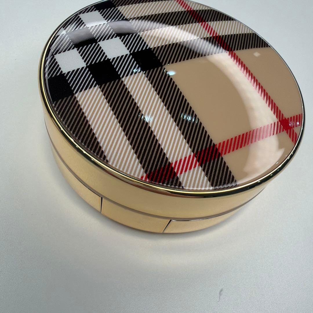 BURBERRY BEYOND WEAR クッションファンデーション