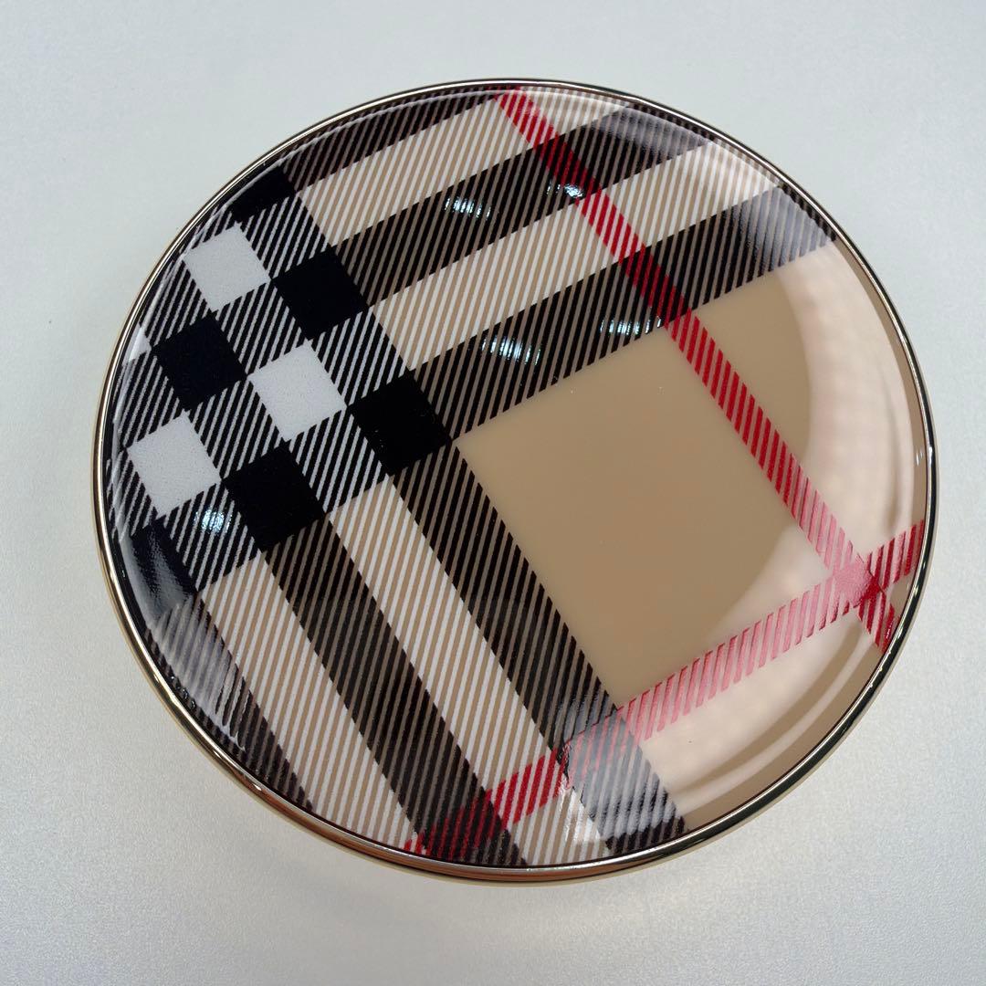 BURBERRY BEYOND WEAR クッションファンデーション