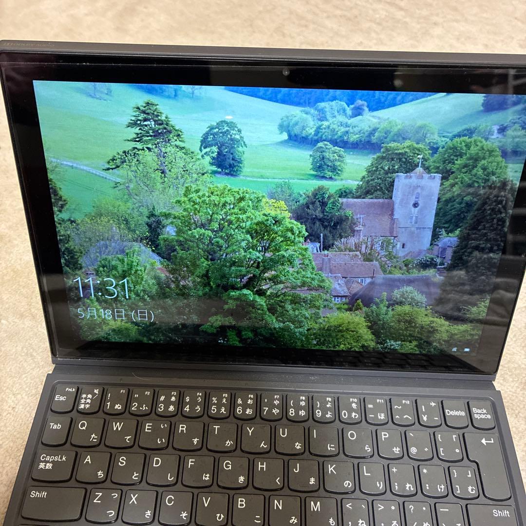 LENOVO PC 10インチ　タッチパネル機能付き