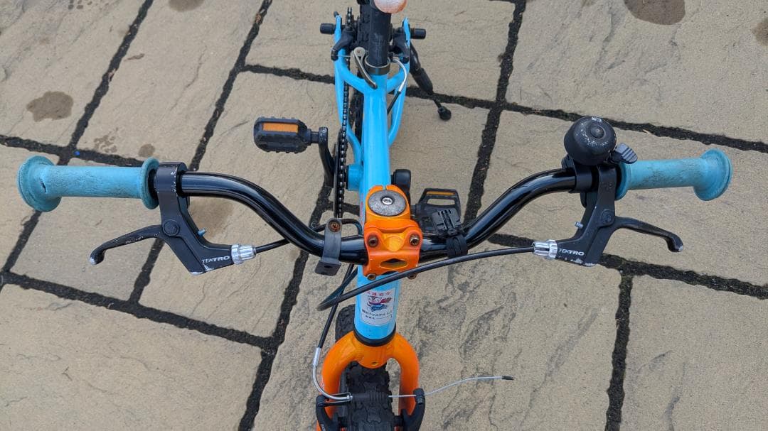 ヨツバサイクル　18インチ　ラムネブルー