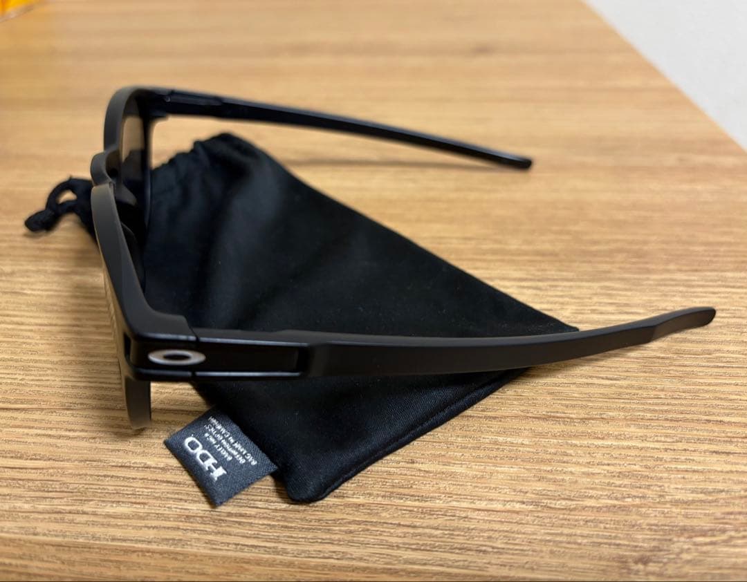 OAKLEY ブラック サングラス 専用袋付き