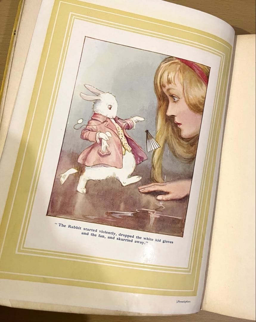 No.452アンティーク 洋書 古書 不思議の国のアリス マーガレット•タラント