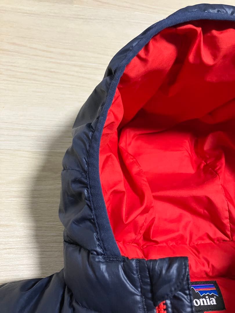 【美品】patagonia ダウンジャケット 2T 90サイズ　ネイビー/レッド