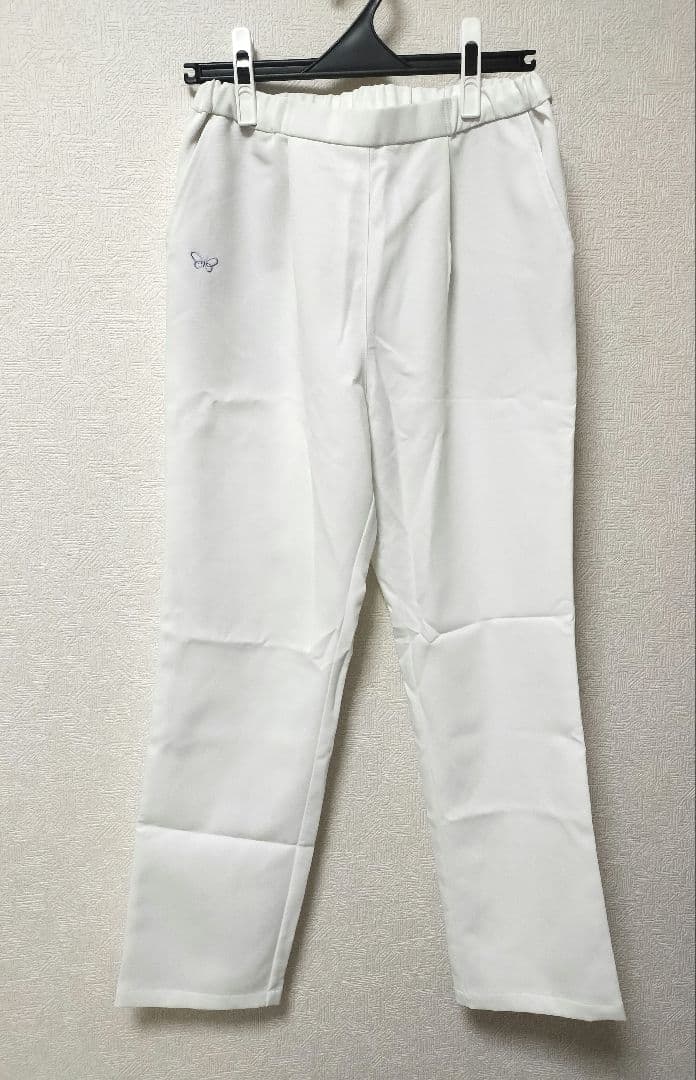 ステラルー　上下セット6999円！未使用　ハナエモリ　ナース服