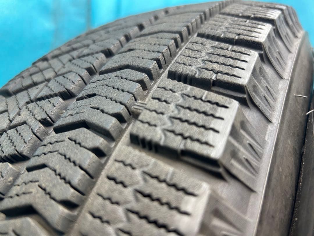 ①2021年製185/65R15バリ山！中古スタッドレスタイヤ2本セット