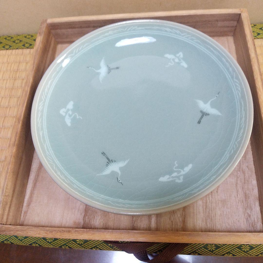 茶道具  雲鶴青磁皿   東國窯  方 赤赤(かく)山  作