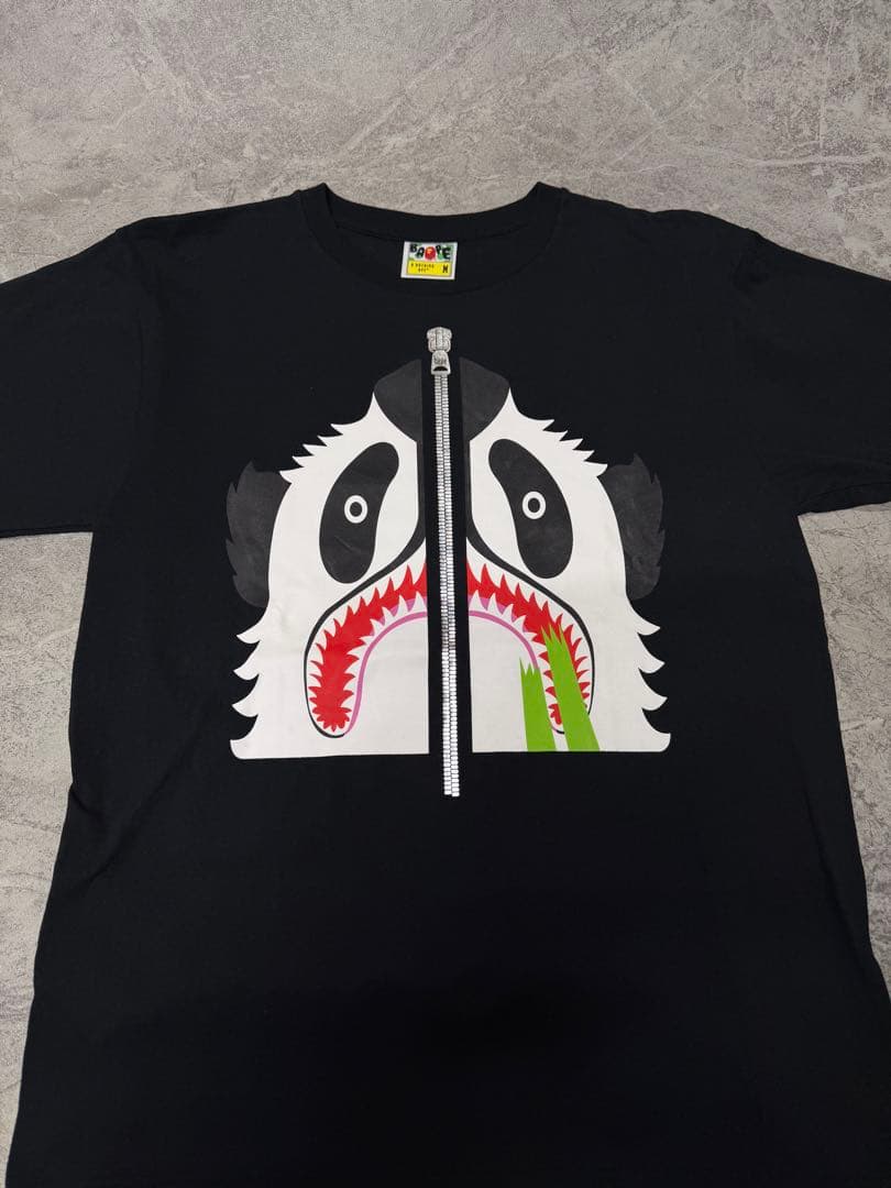 【新品】A BATHING APE パンダTシャツ M BAPE
