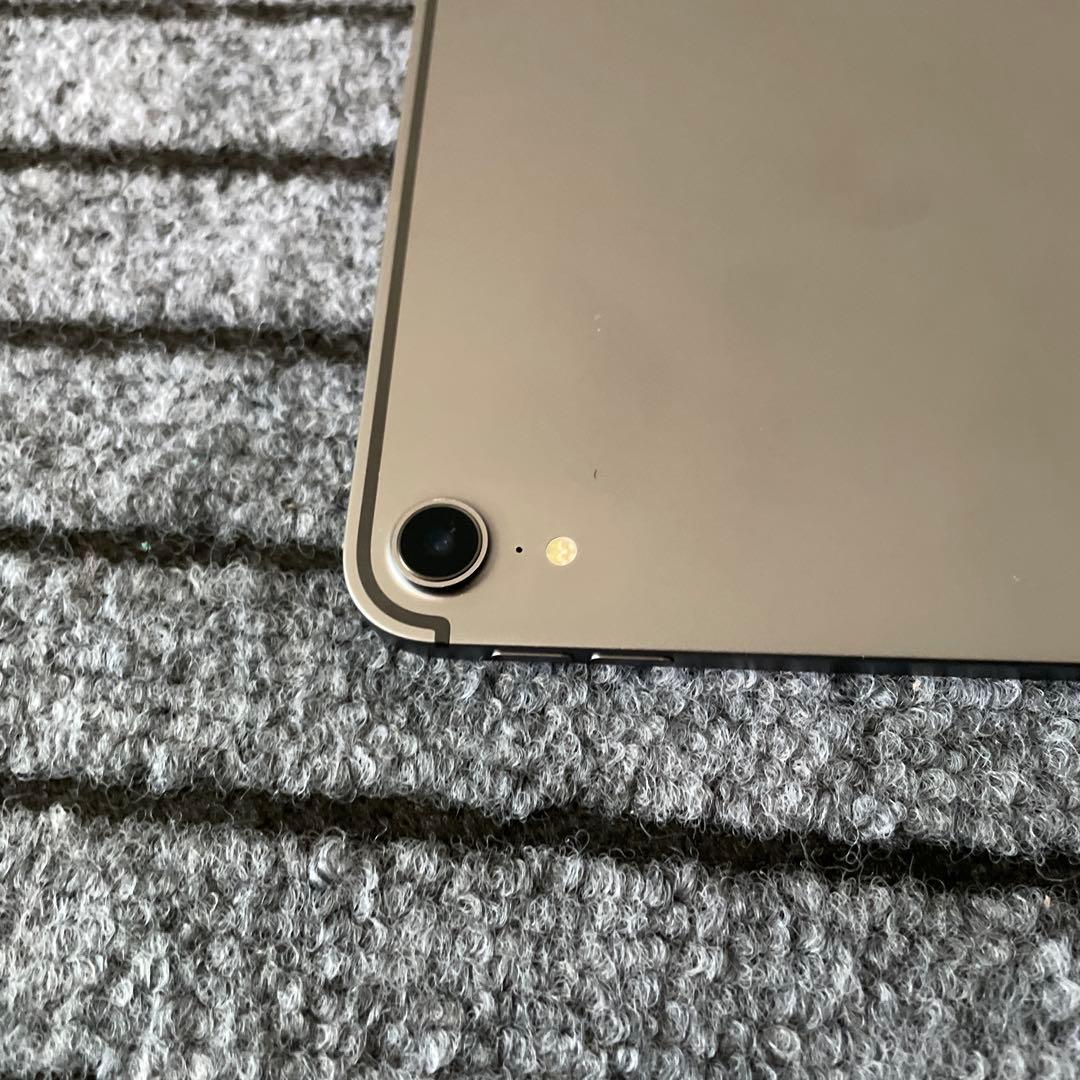 172 iPad Pro 11インチ 1世代 Wi-Fi 256GB グレイ