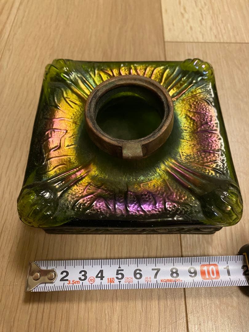 ローエッツ（Loetz）　ガラス製インクウェル（インク壺）虹色ガラス