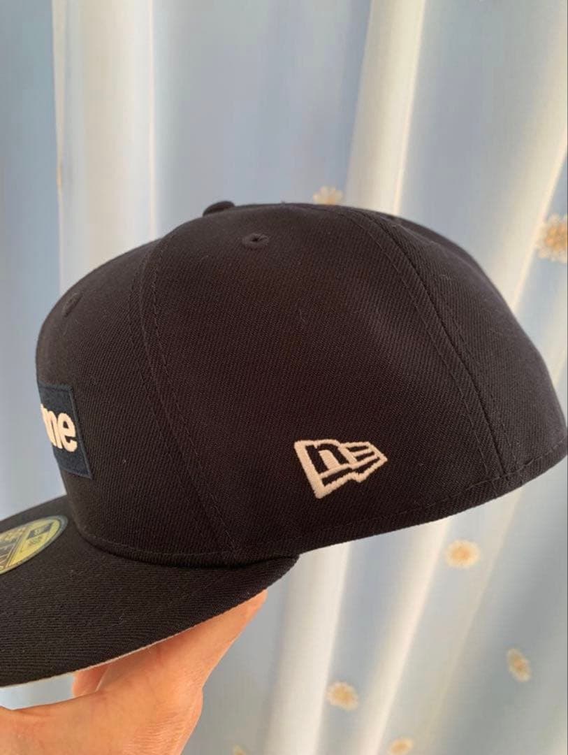 Supreme ブラック ベースボールキャップ ピンクリボン