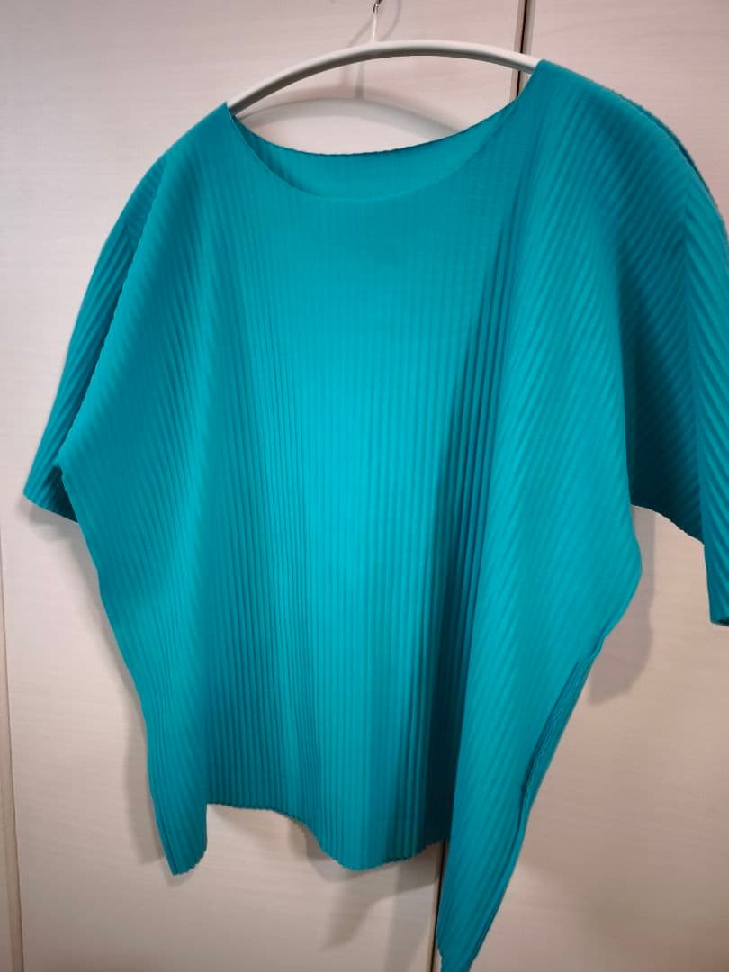 Issey Miyake Tシャツ