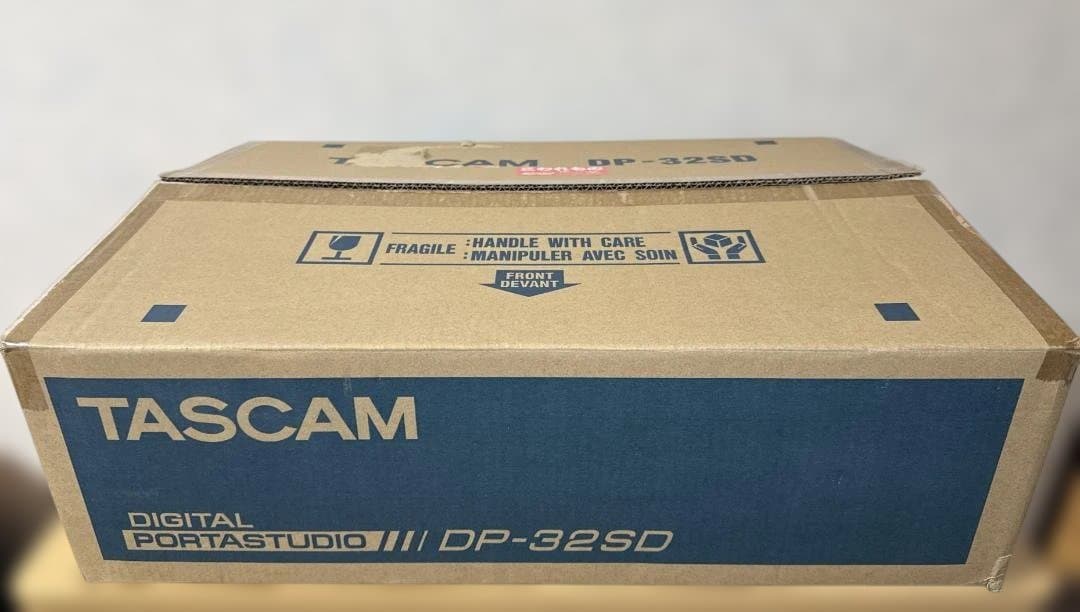 TASCAM　タスカム 32トラック マルチトラックレコーダー DP-32SD