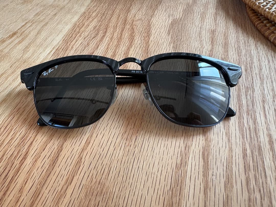 Ray-Ban 偏光サングラス　黒