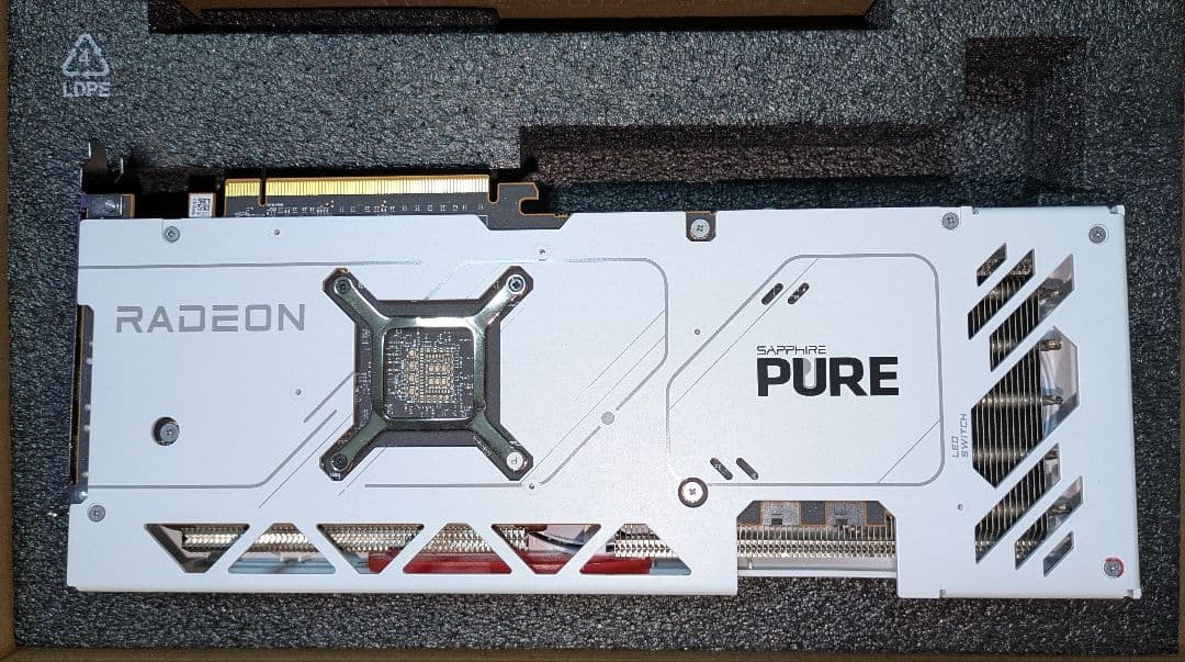 【極美品・白】SAPPHIRE PURE RX7800XT 16GB
