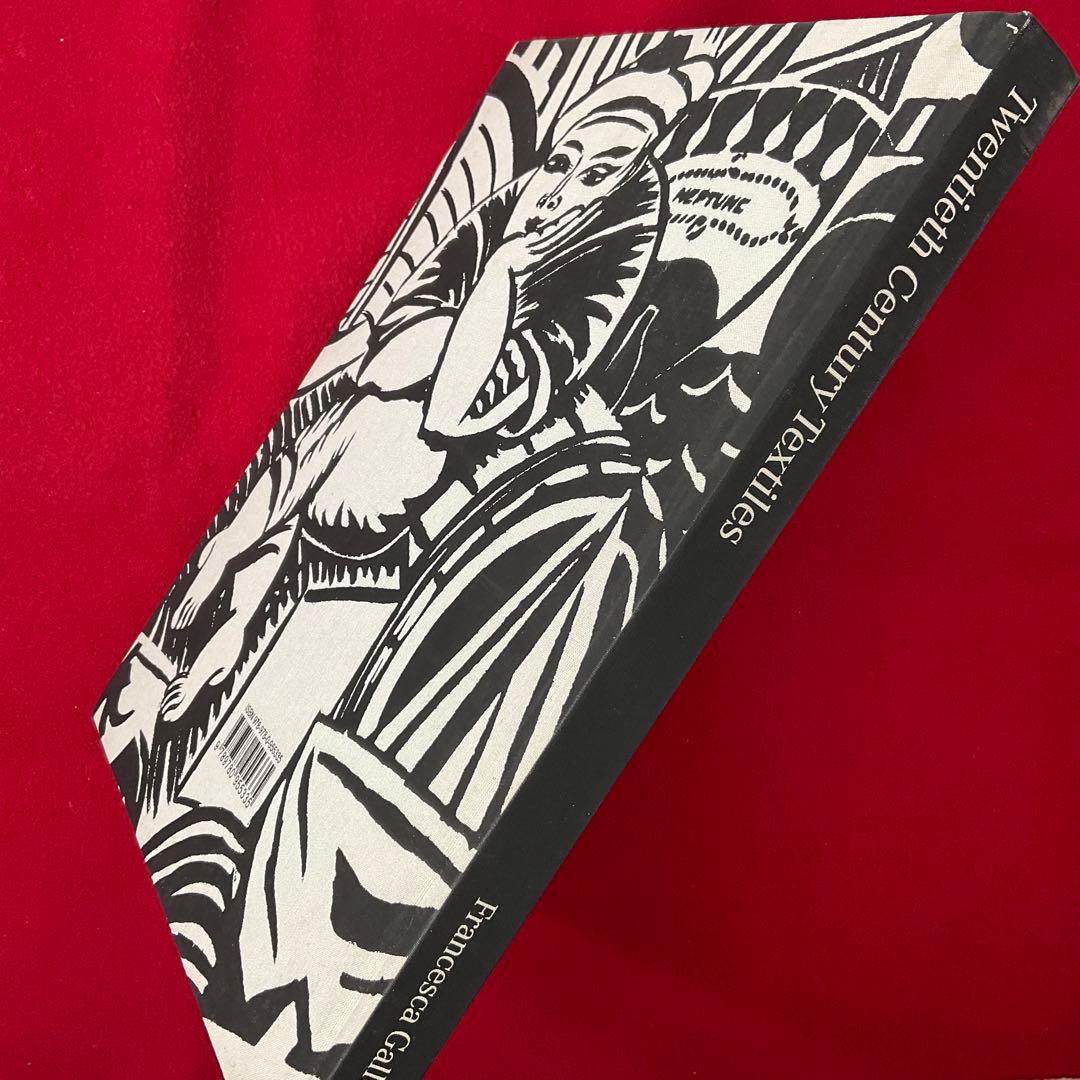 洋書 TEXTILES 20世紀のテキスタイルのデザイン変遷 新品