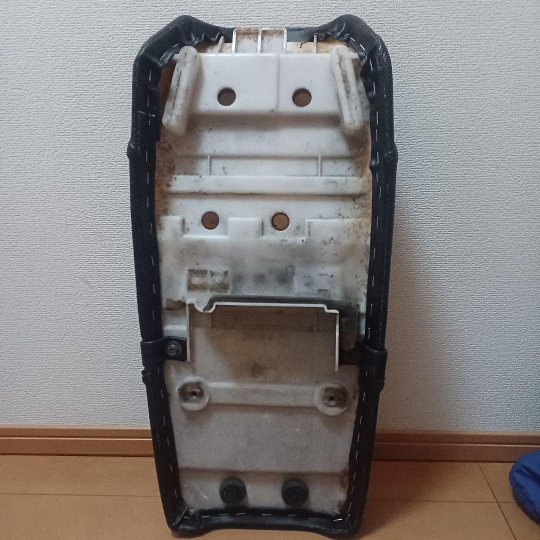 tw 200 225 カスタム シート 張替未使用