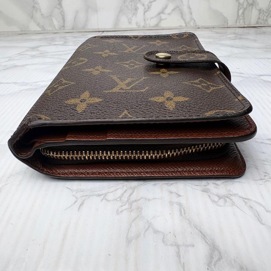 07 極上美品 Louis Vuitton モノグラム 二つ折り財布 e4