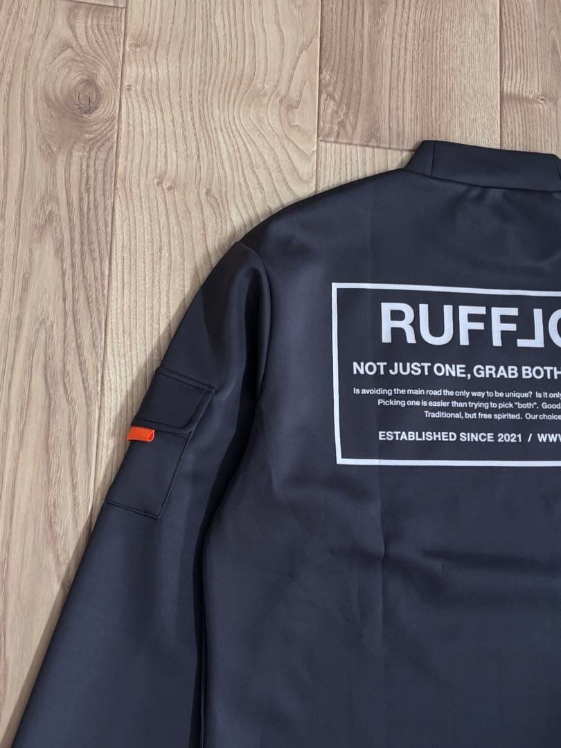 ラフロッグ　バックフレームロゴモックネックシャツ　新品