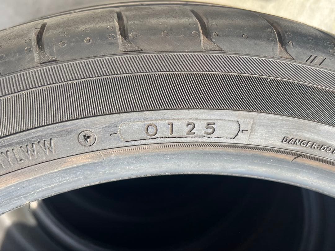 ヨコハマ　アドバン　スポーツ　v107 235/40r19 25年製　1本のみ