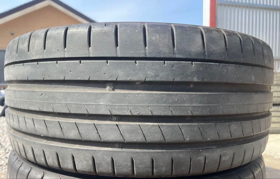 ヨコハマ　アドバン　スポーツ　v107 235/40r19 25年製　1本のみ