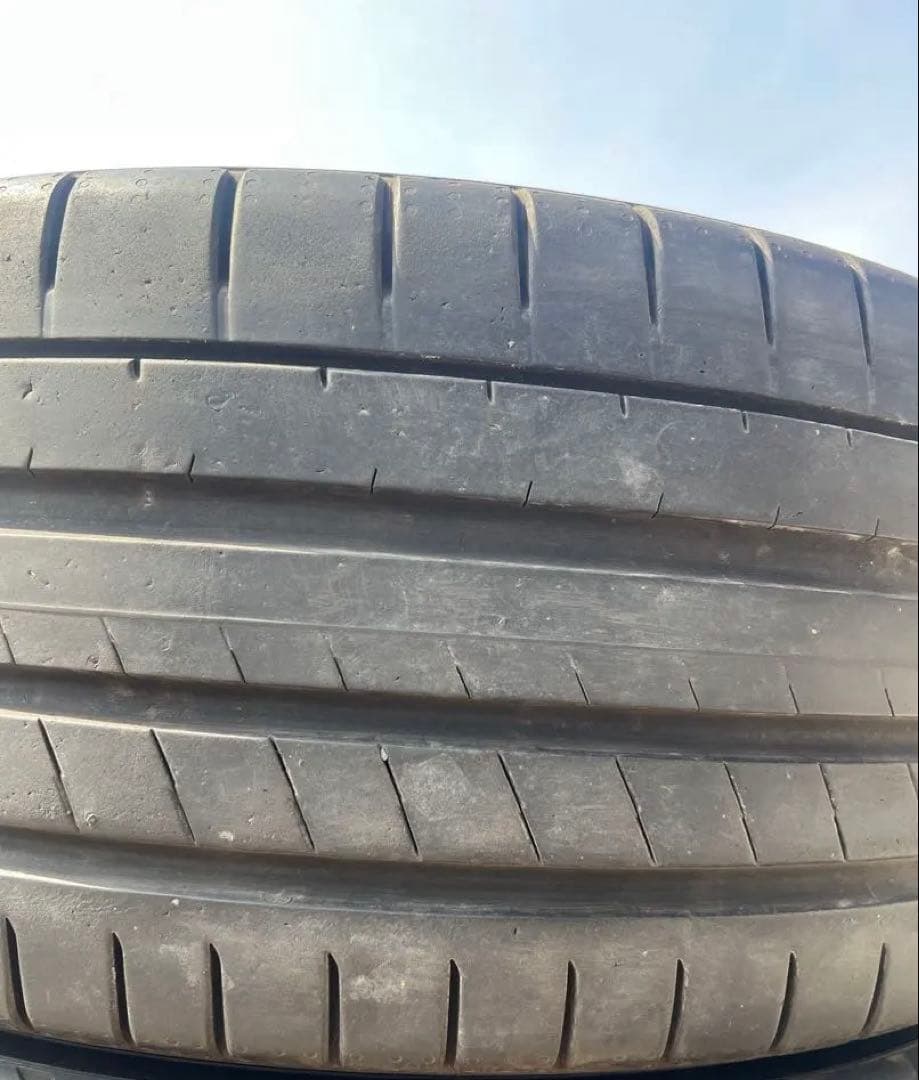 ヨコハマ　アドバン　スポーツ　v107 235/40r19 25年製　1本のみ