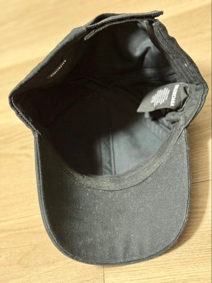 【13】BALENCIAGA ブラックキャップ