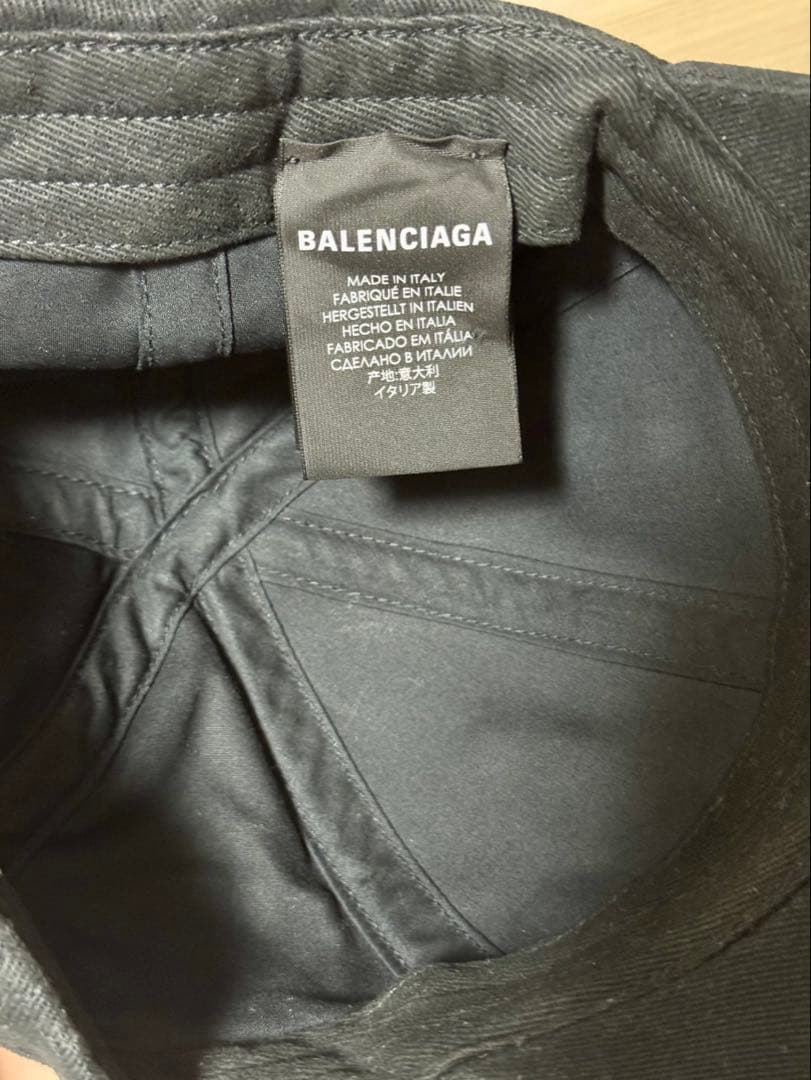 【13】BALENCIAGA ブラックキャップ