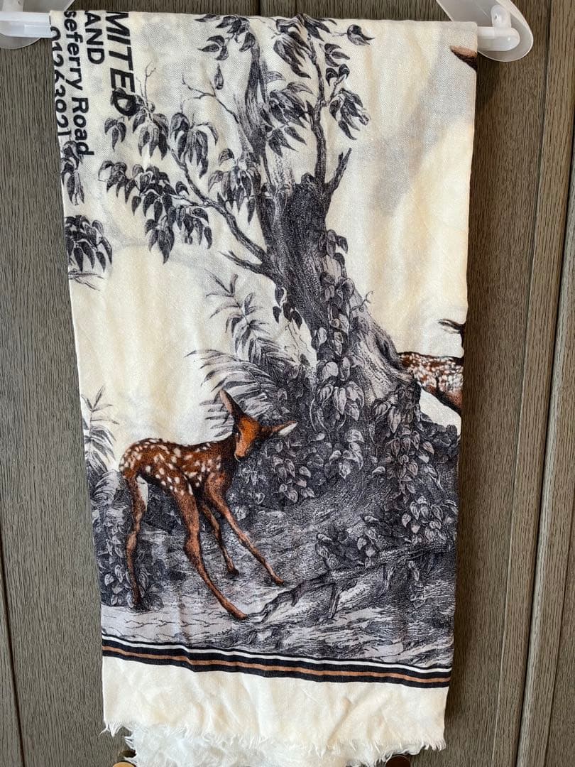 BURBERRY 子鹿デザイン ストール