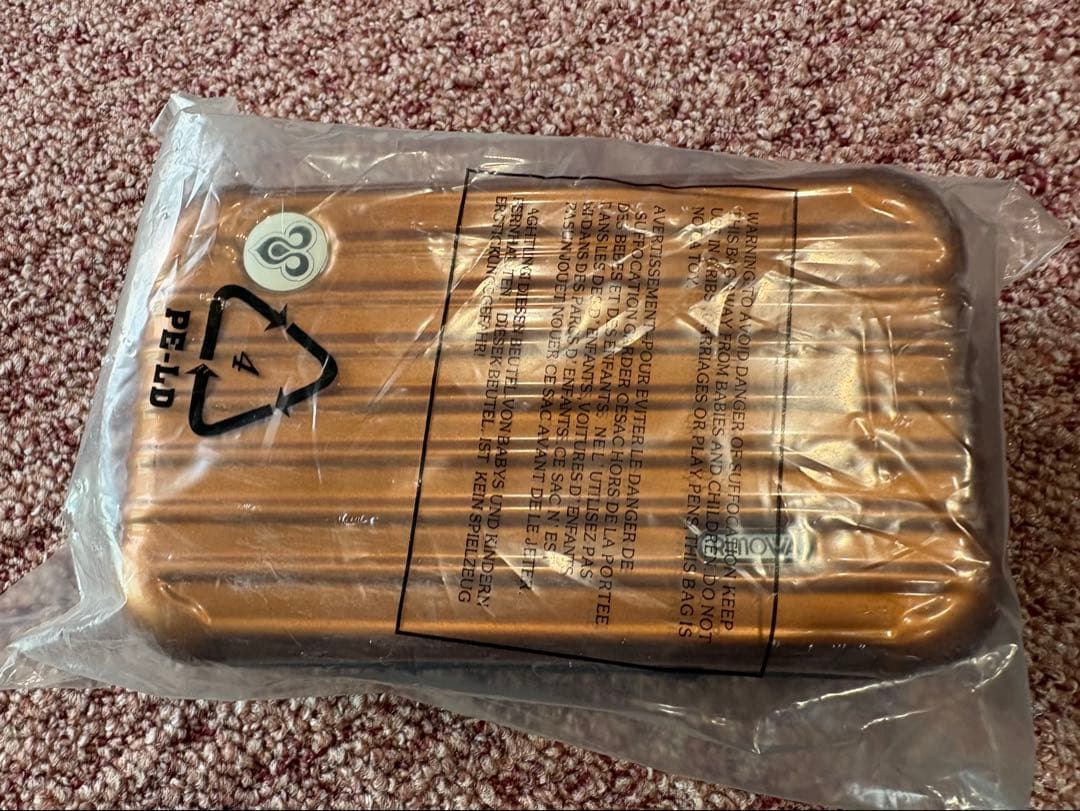 未開封タイ航空ファスクラス RIMOWAトラベルポーチ