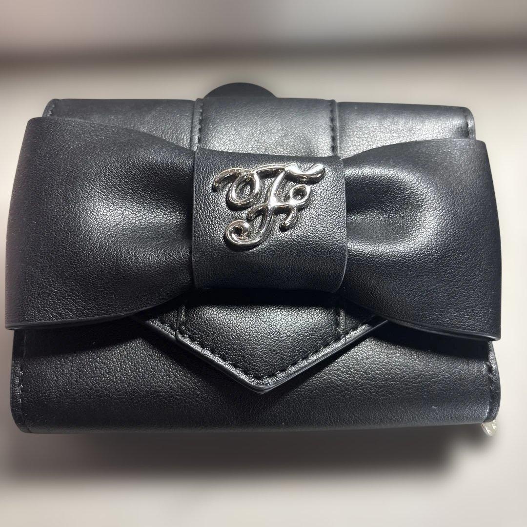 Maison de FLEUR ベルトリボンミニウォレット