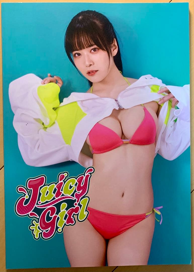 東雲うみ コミケC103 写真集2冊 ポストカードセット & 雑誌2冊