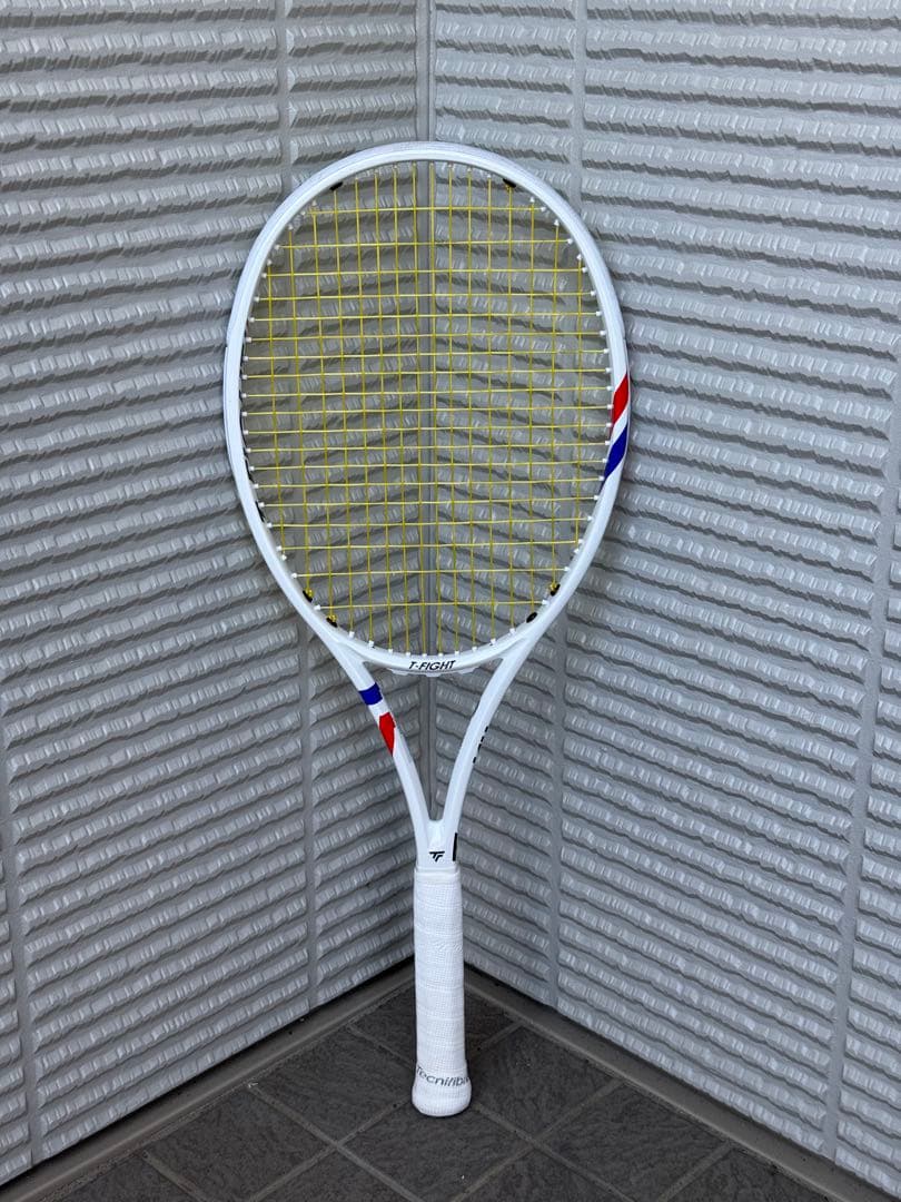 Tecnifibre T-Fight 300s テクニファイバー　最新モデルG2
