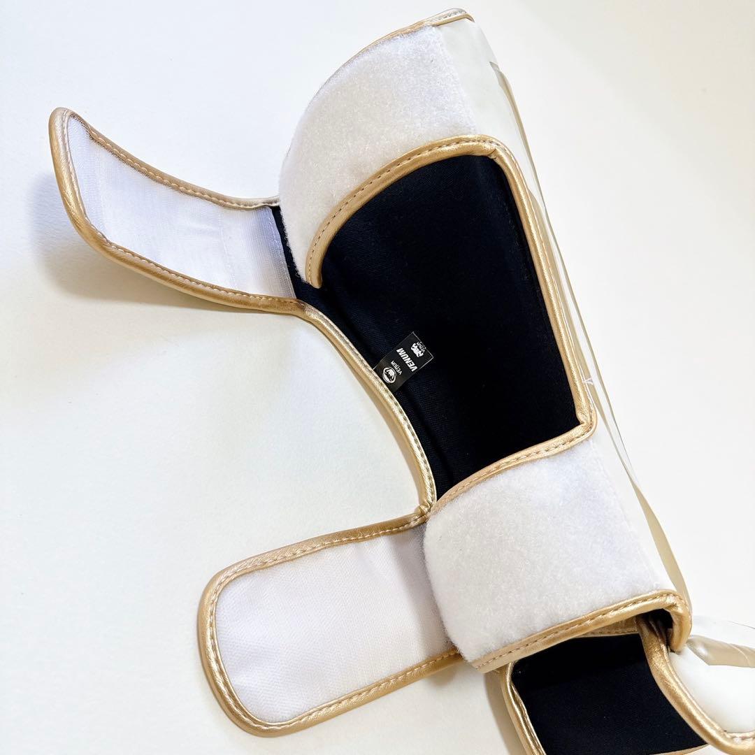 【美品】VENUM ヴェノム　レッグガード レガース キックボクシング