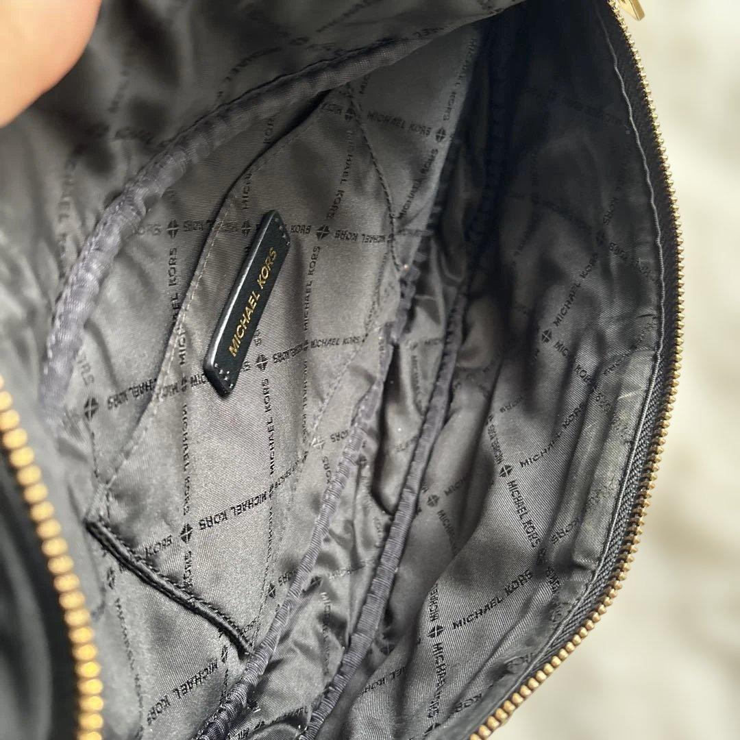 MICHAEL KORS スタッズ ボディバッグ極美品