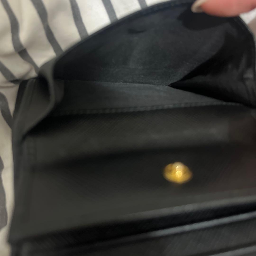 PRADA ナイロン 二つ折り財布
