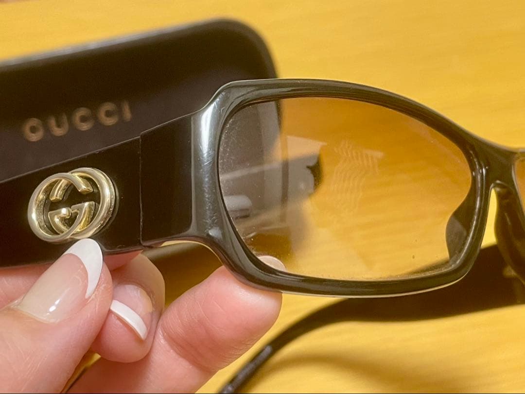 GUCCI ブラック サングラス ケース・クロス付き