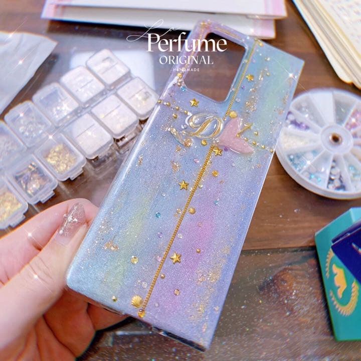 イニシャル♡マーメイド✨キラキラ カラフル 人魚 名入れ iPhoneケース