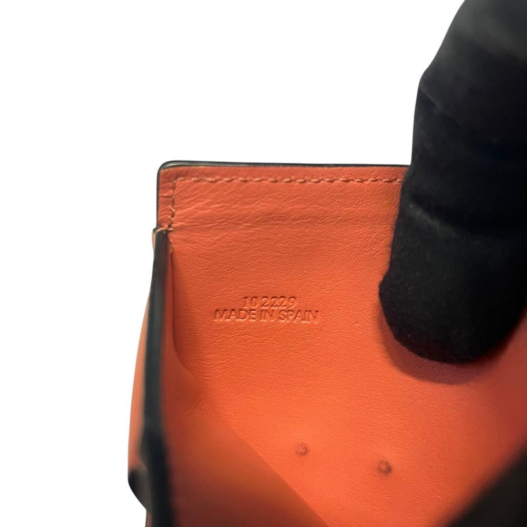 希少✨ロエベ バーティカルウォレット ２つ折り財布 ロゴ 型押し バイカラー