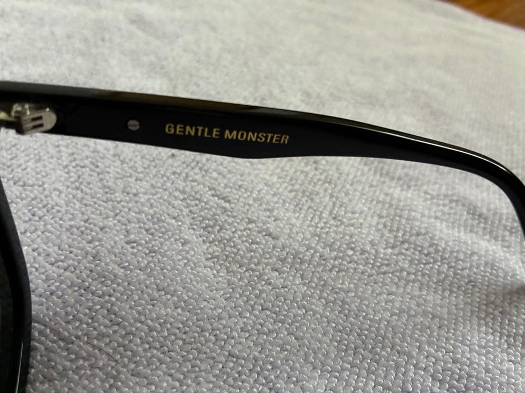 GENTLE MONSTER サングラス　値下⭕️