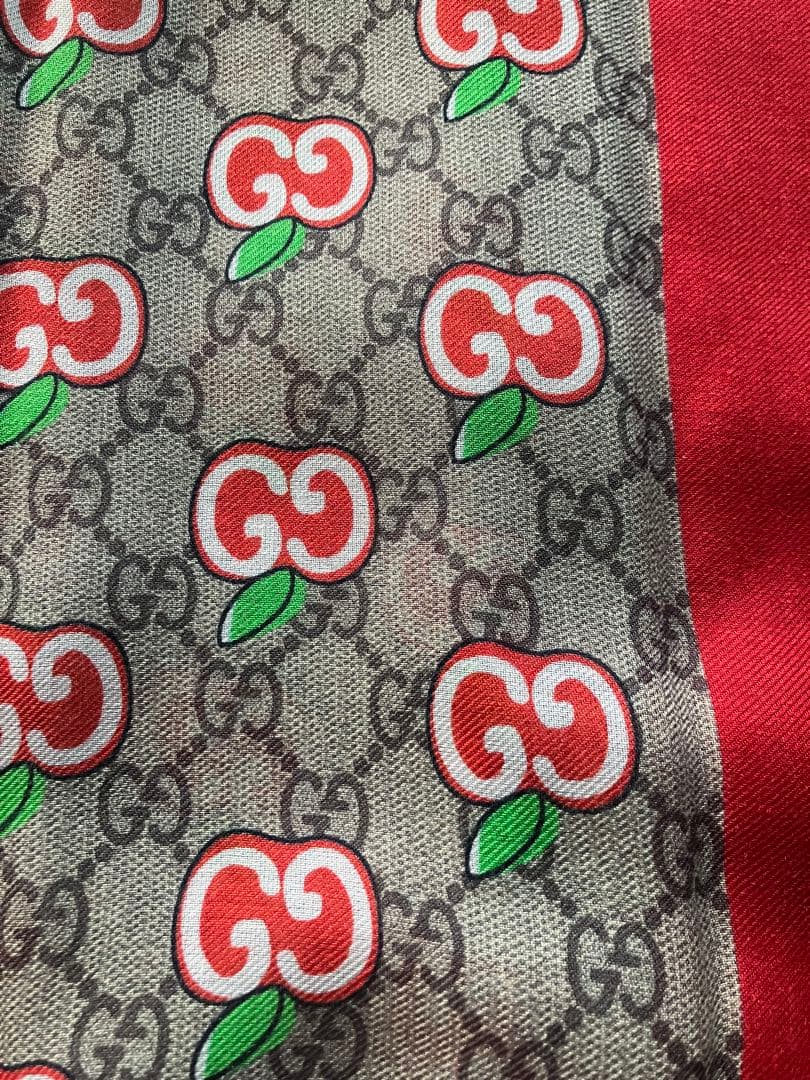 GUCCI グッチ　マフラー　ブランド　GG ロゴ リンゴ　ストール　アップル