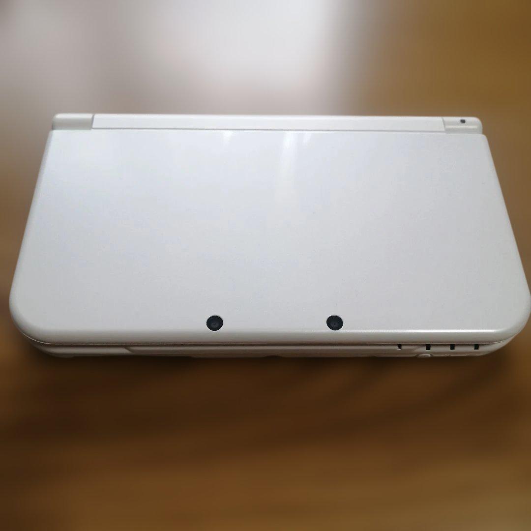 Newニンテンドー3DSLL パールホワイト