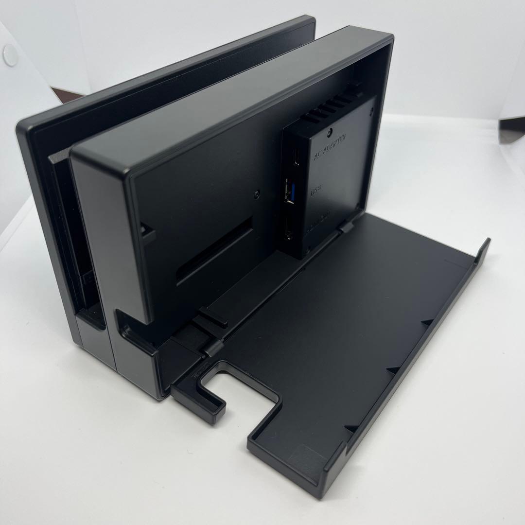 【美品】　Nintendo Switch本体美品(付属品全て込み)
