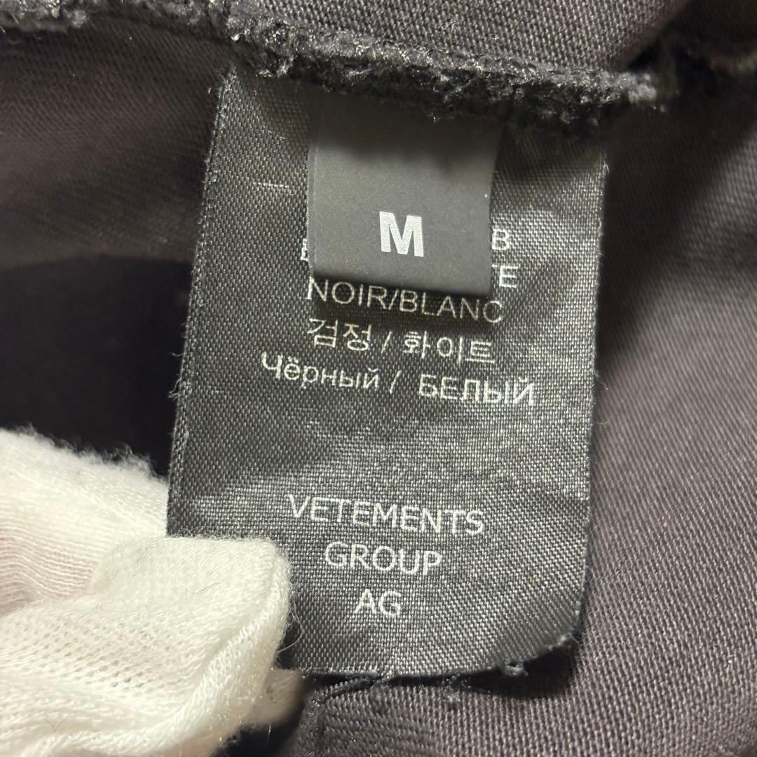 VETEMENTS パッチ　Tシャツ　l Patch Tee カットソー