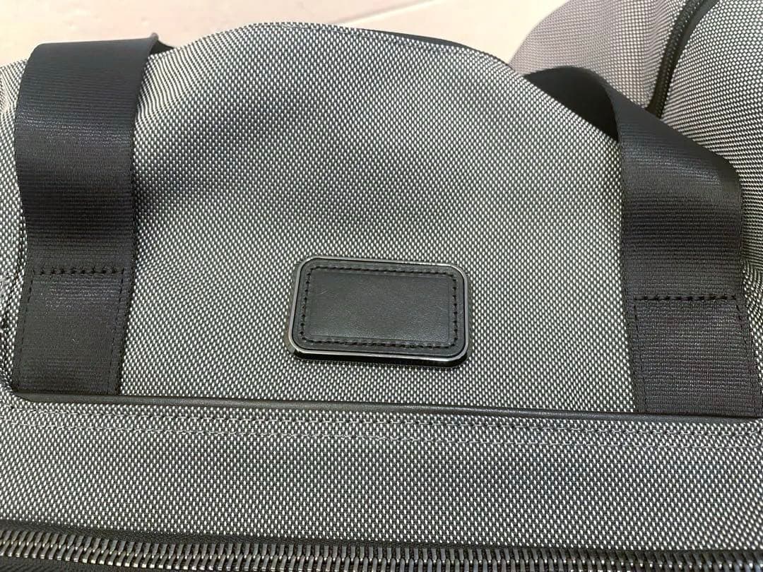 【交渉可】TUMI サチェル　ボストンバッグ　グレー　(状態非常に良好)