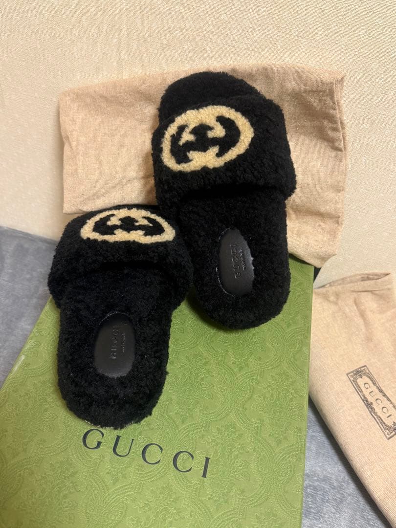 ✿様 GUCCI ブラック ベージュ ボア サンダル 34 新品未使用