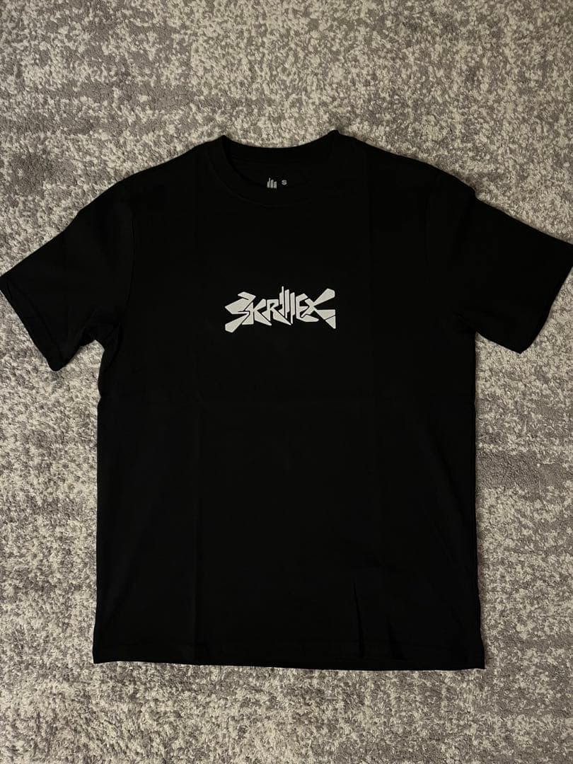 skrillex クラシック T マーチ ブラック スクリレックス ロゴ