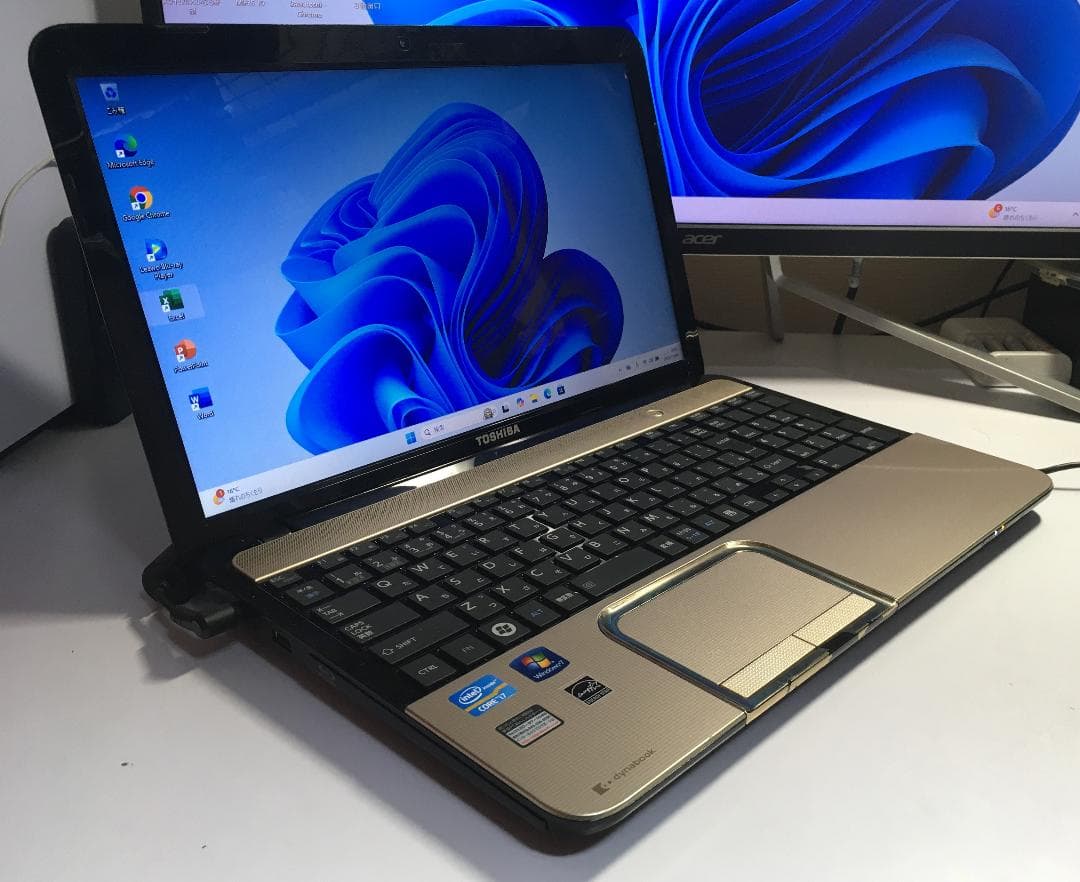 東芝dynabook T552/58FKD Windows11